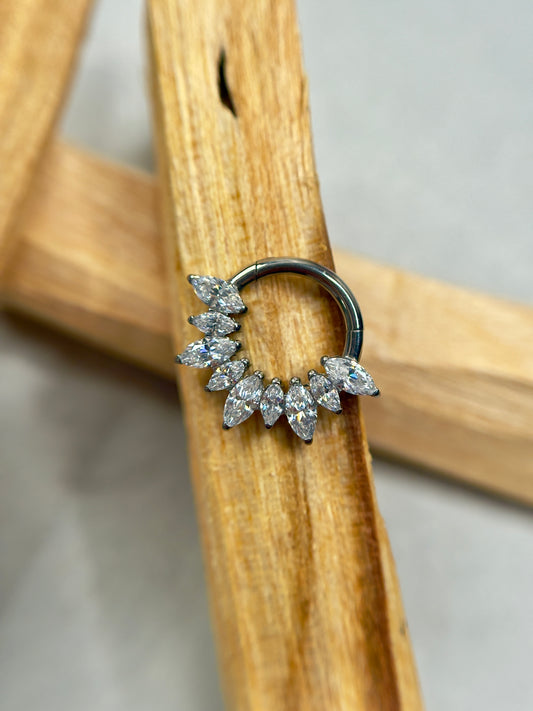 Marquise clicker